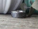 Daisy Pattern Wide Band Ring